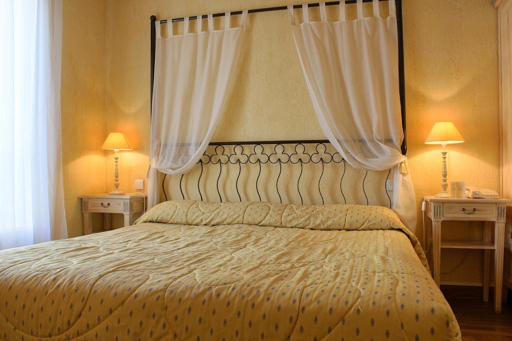 Villa Alessandra Paris Exteriör bild