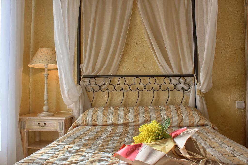 Villa Alessandra Paris Exteriör bild